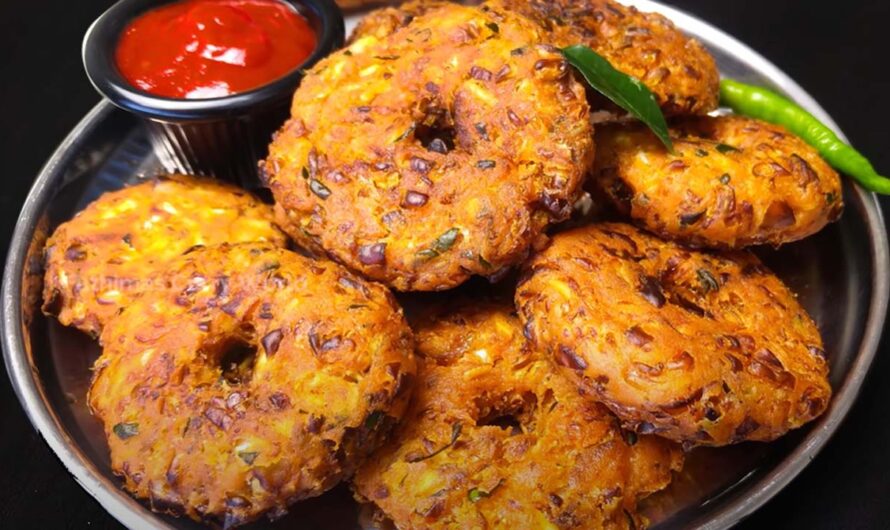മുട്ടയും സവാളയും കൊണ്ട് ചായ തിളയ്ക്കുന്ന നേരം കൊണ്ട് സ്നാക്കും റെഡി