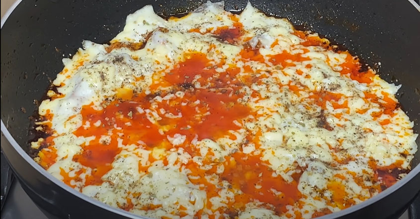 വൈറ്റ് സോസിൽ തയ്യാറാക്കിയ ടർക്കിഷ് ചിക്കൻ