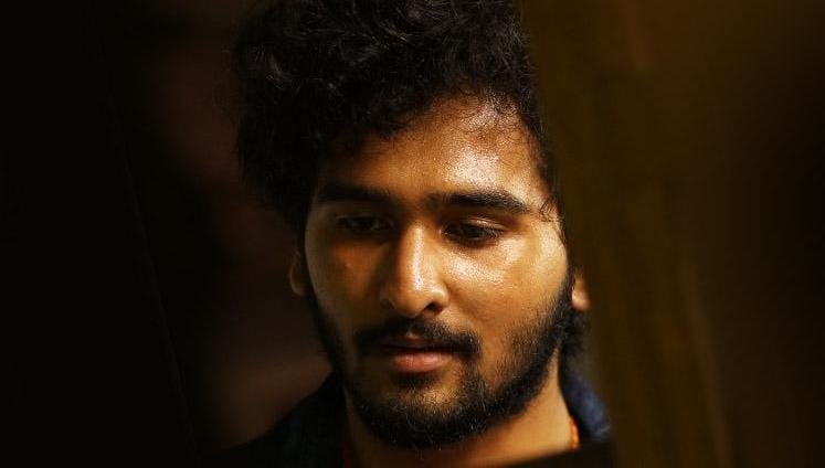 “ഞാനെന്റെ ഇപ്പോഴത്തെ ബൈക്ക് മാറ്റി പുതിയൊരു ബൈക്ക് എടുക്കട്ടെ എന്ന്..